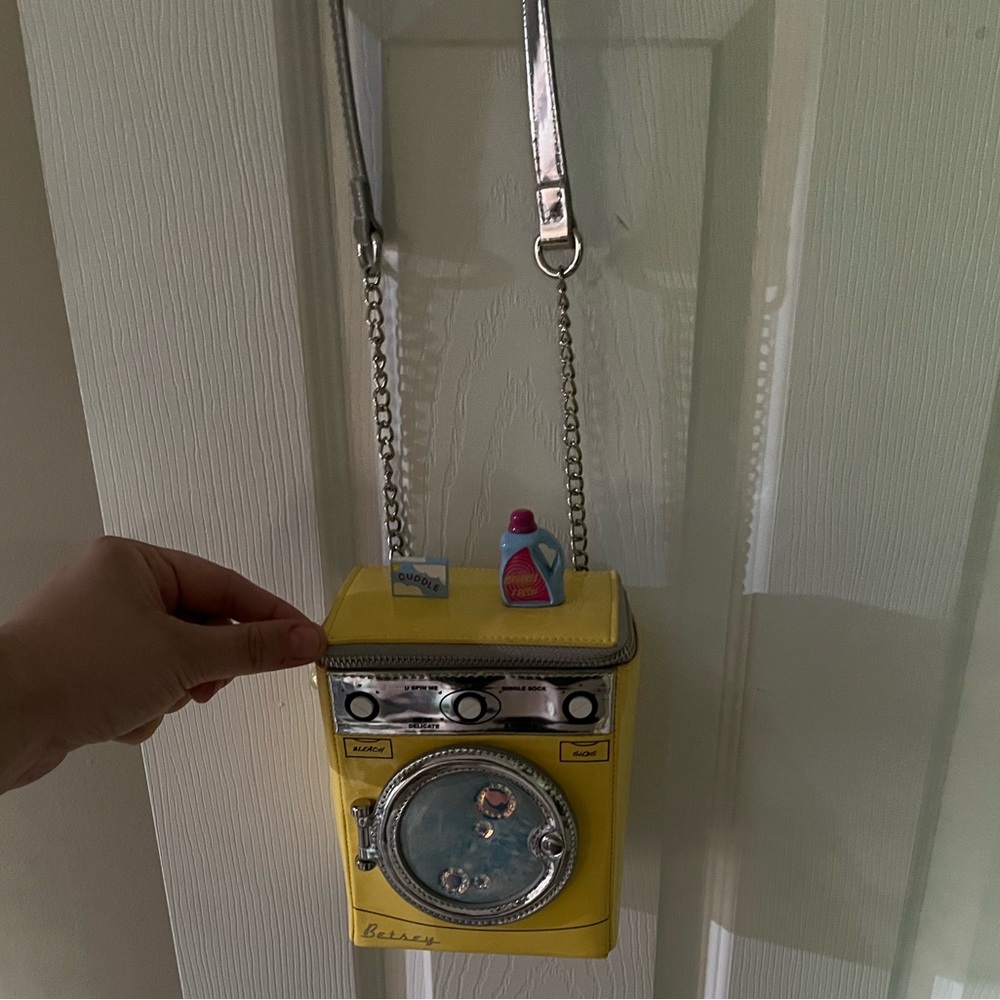 Betsey Johnson Washing Machine Purse